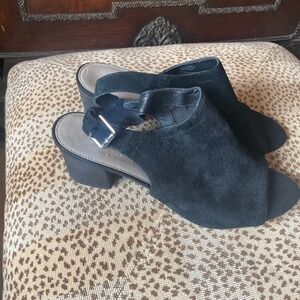 Franco Sarto Womens black suede shoes 10M NEW - no box- FINAL PRICE